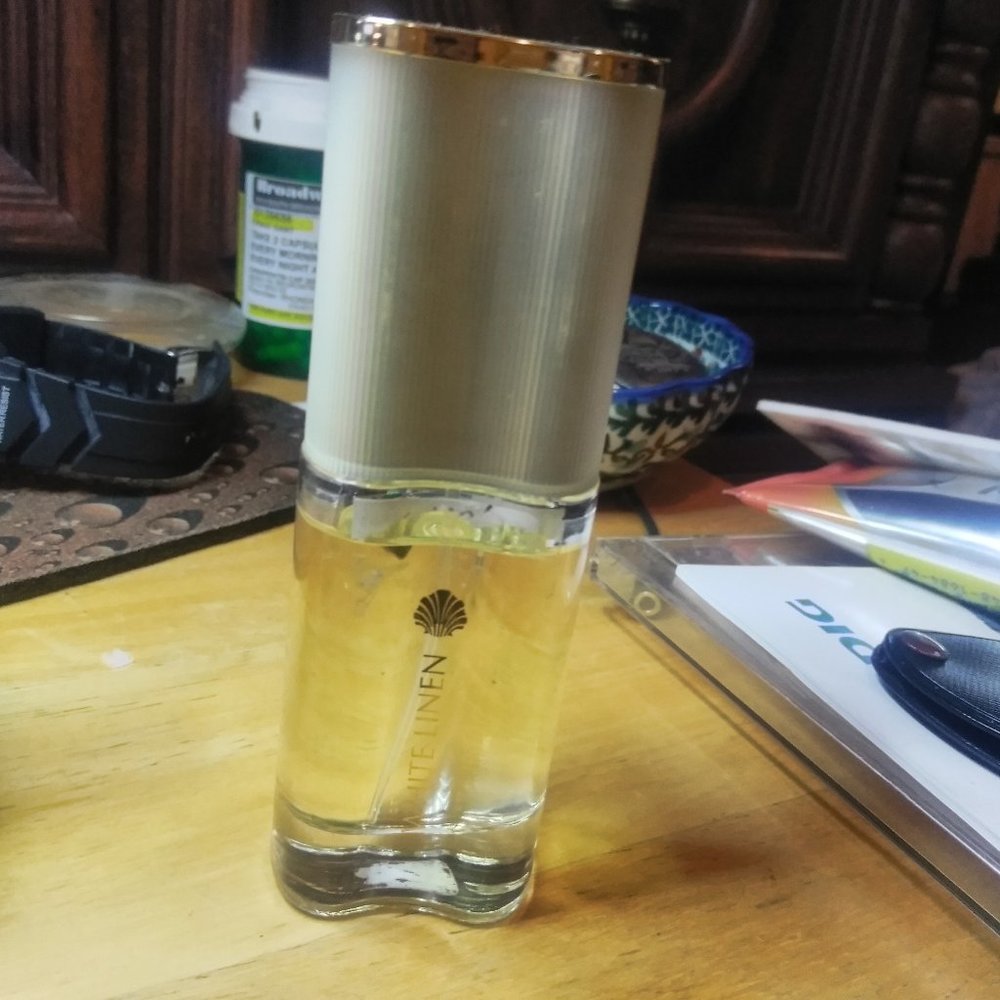 Estee Lauder White Linen